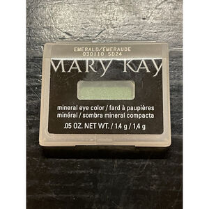 Mary Kay Mineral Eye Color Emerald #030110 Discontinued .05 New
